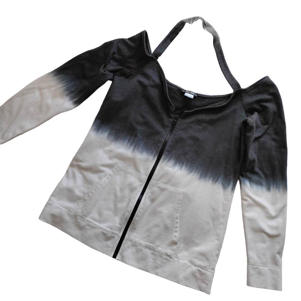 Venus ombre dip-dye zip-up jacket featuring a cold-shoulder design. Size Medium